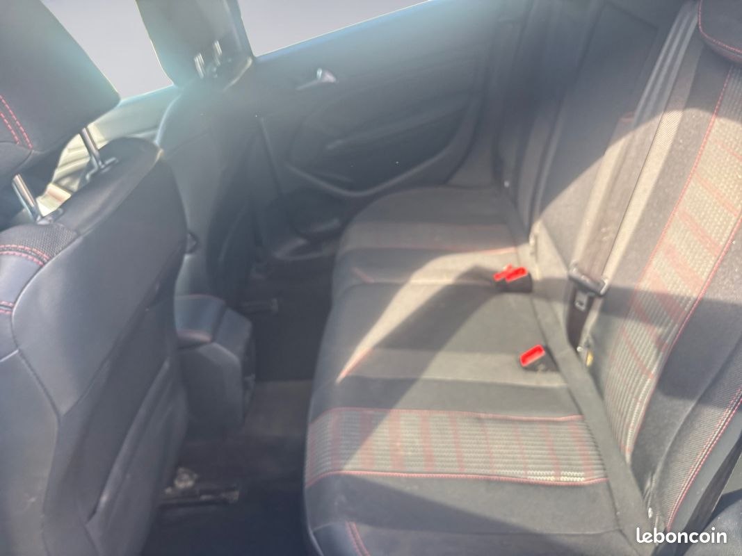 PEUGEOT 308 SW BlueHDi 130ch EAT8 GT Line (image 13)
