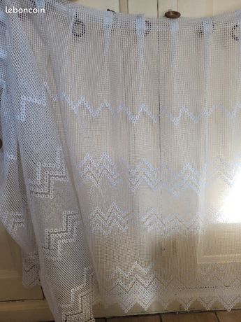 Rideau Voilage Dentelle Pastel à Franges - Motif Balcon Vue Sur Lac 61x115cm