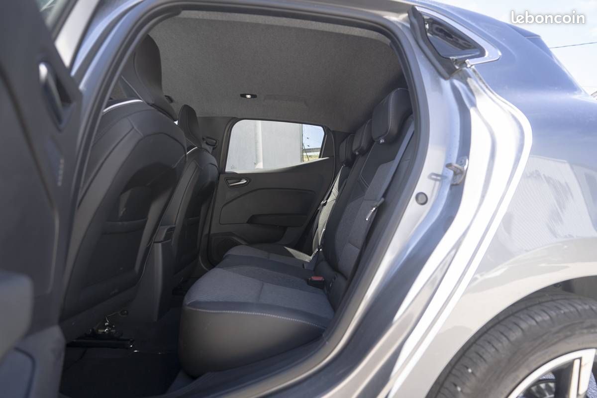 MITSUBISHI Colt 1.0 MPI-T 91 Intense (image 12)
