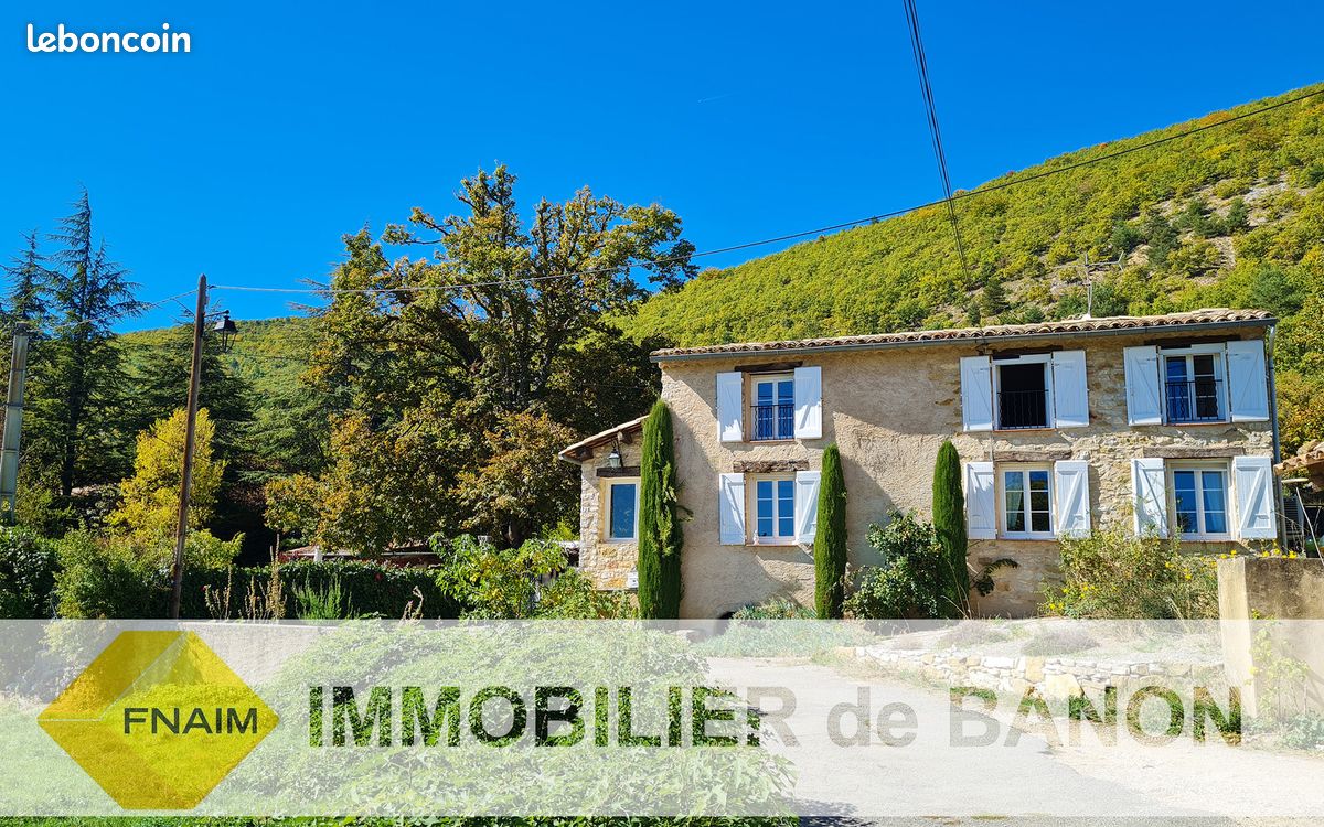 Maison 5 pièces 182 m² · à La Rochegiron · 182 m² · 450 000 €