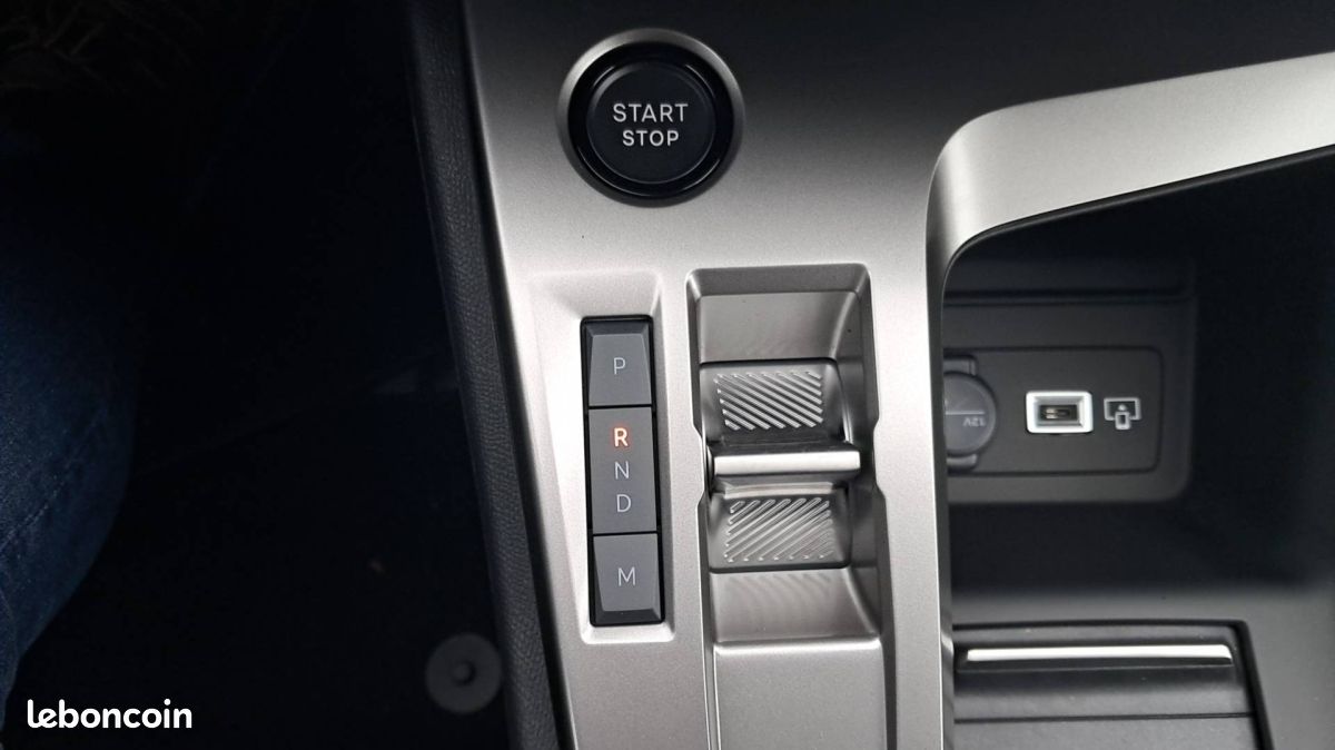 Peugeot 308 SW (3) Hybrid 145 e-DCS6 ALLURE (image 13)