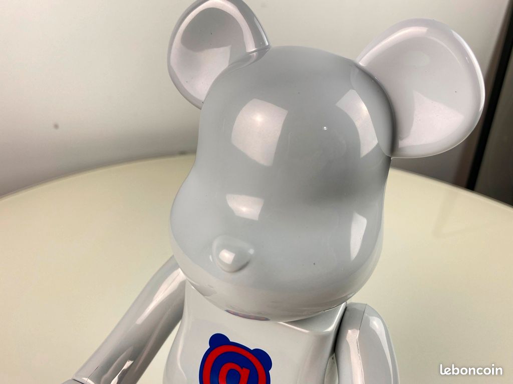 Bearbrick 1st model 20th anniversary white chrome version 400% MEDICOM toys 2021