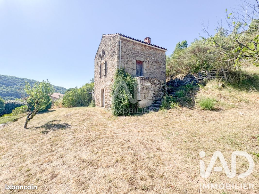 Terrain 12143 m² · à Saint-Affrique · 12 143 m² · 140 000 €