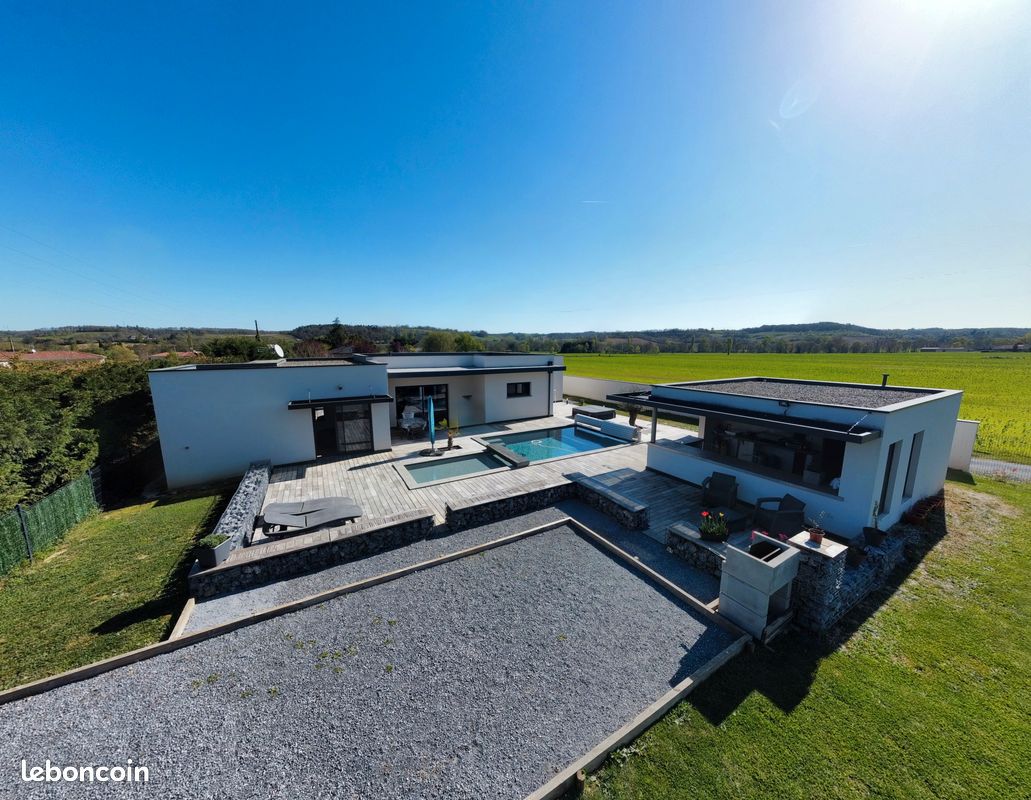Maison 5 pièces 145 m² · à Pavie · 145 m² · 399 000 €