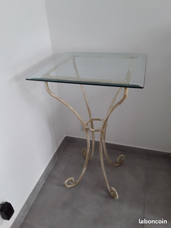 Console (image 1)