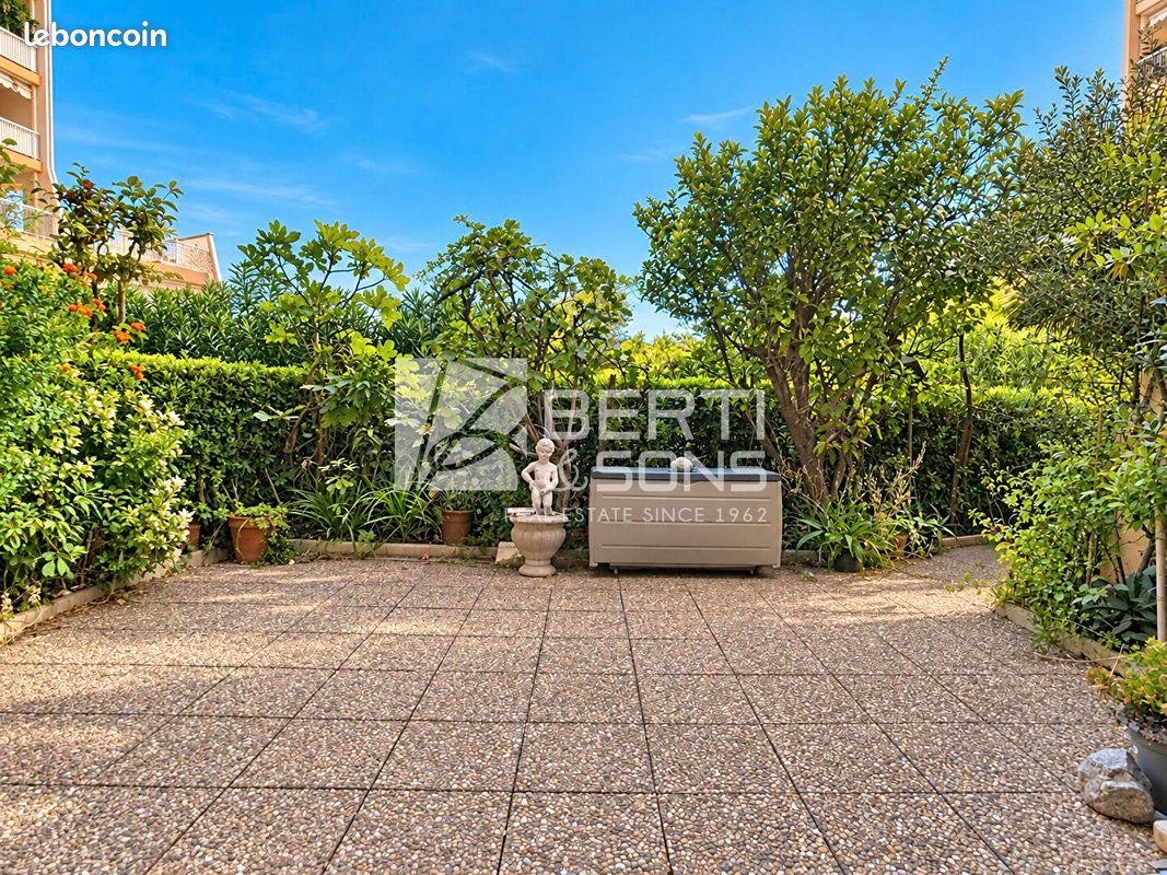 Appartement 2 pièces 42 m² · à Mandelieu-la-Napoule · 42 m² · 270 000 €