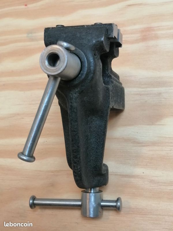 Pince à étau En Fer Forgé Style 18e Siècle - Outil Horloger Vintage