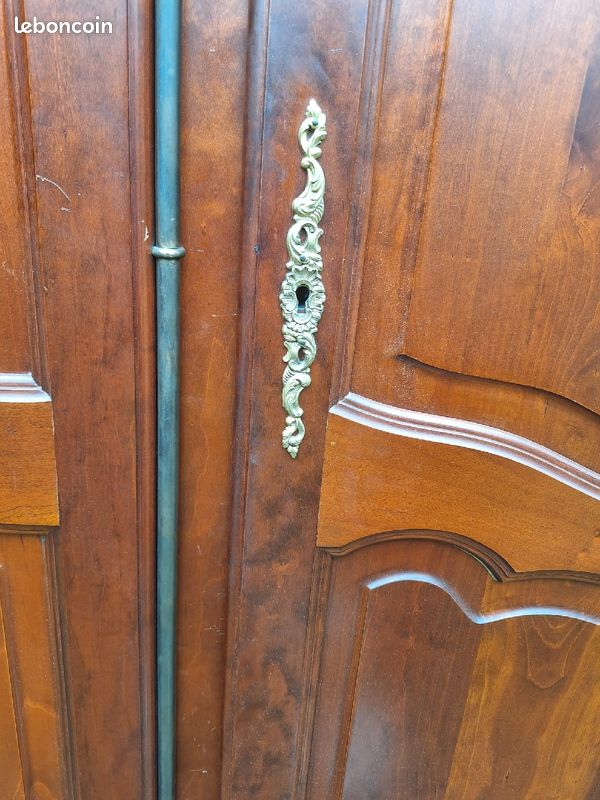Armoire ancienne et lit ancien (image 4)