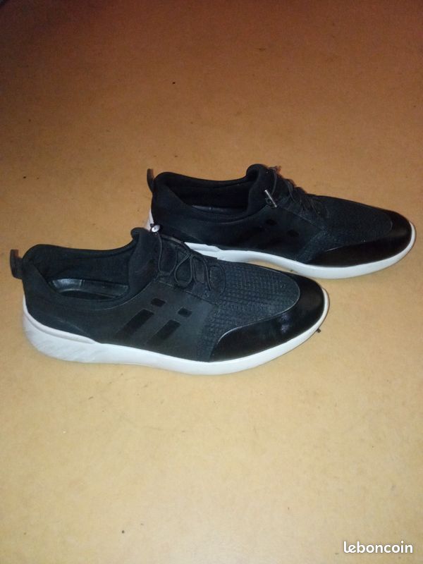 Baskets homme taille 44 (image 1)