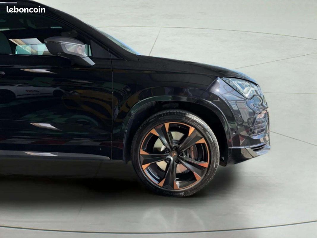 CUPRA ATECA 4Drive * 300 ch * Caméra 360 * Toit Pano * ACC * Alcantara (image 9)