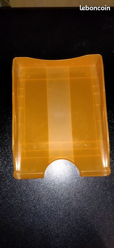 Range document orange (mae) (image 3)