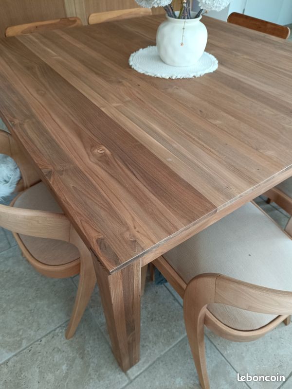 Table carrée teck massif (image 2)