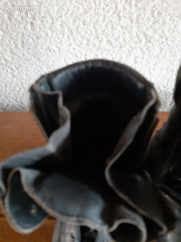 Ranger de pompier en cuir taille 43 (image 6)