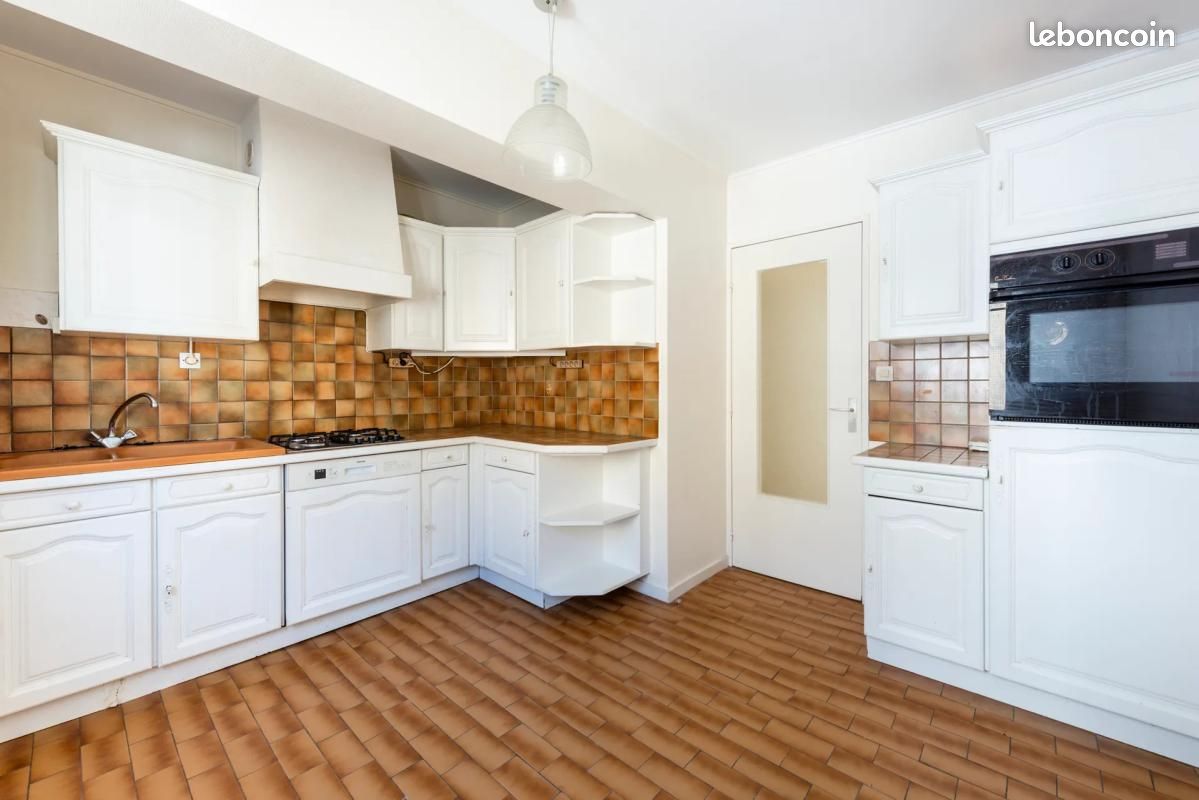 Appartement 4 pièces 94 m² · à Saint Nazaire · 94 m² · 203 500 €
