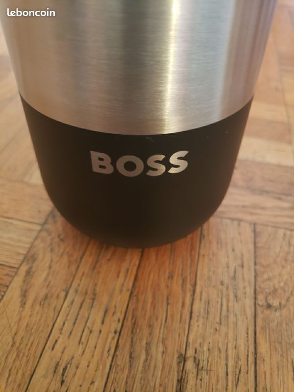 Gourde en inox Hugo Boss neuve 750 ml (image 3)