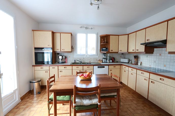 Maison a vendre  - 5 pièce(s) - 131 m2 - Surfyn