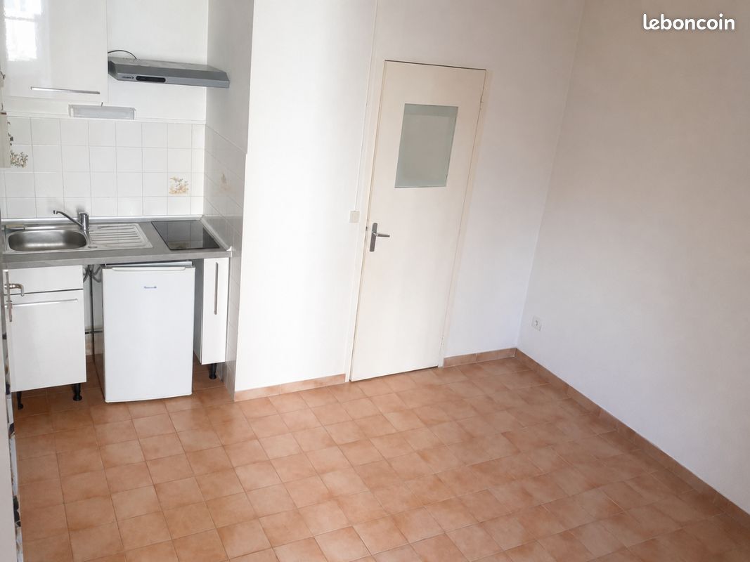 Appartement 1 pièce 20 m² · à Reims · 20 m² · 350 €