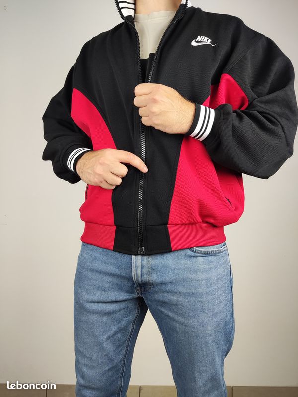 Veste de survêtement Nike vintage 90s rouge noir logo brodé