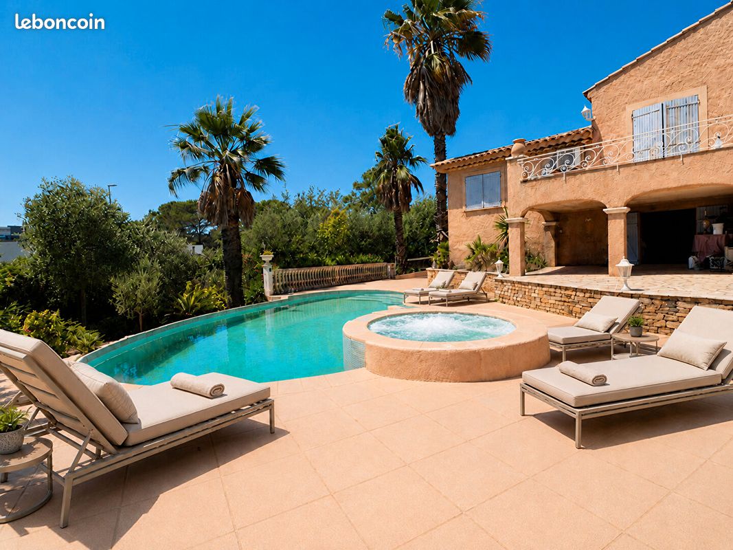 Maison 8 pièces 238 m² · à Saint-Raphaël · 238 m² · 1 445 000 €