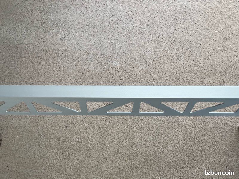 Equerres pour raccord carrelage (image 1)