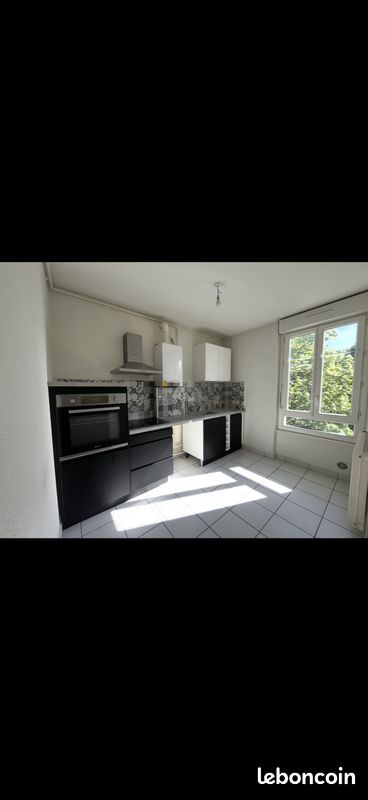 Appartement 2 pièces 59 m² · à Montluçon · 59 m² · 550 €/mois