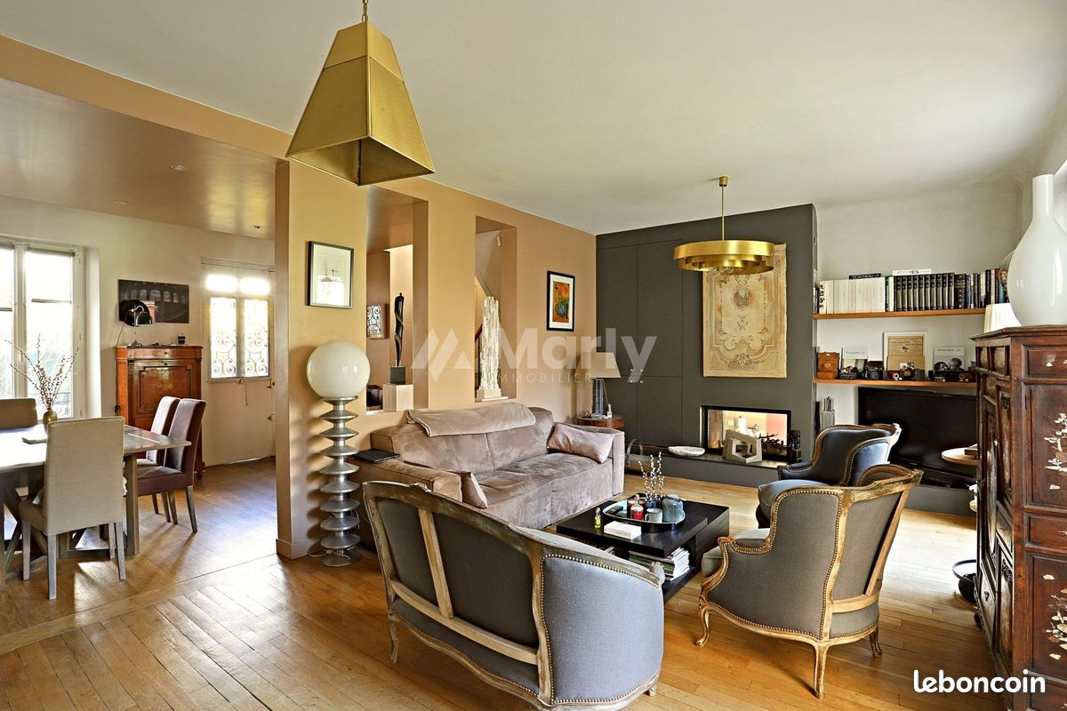 Maison 7 pièces 184 m² · à Courbevoie · 184 m² · 1 395 000 €