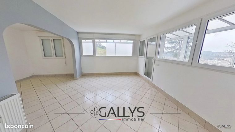 Appartement 5 pièces 184 m²