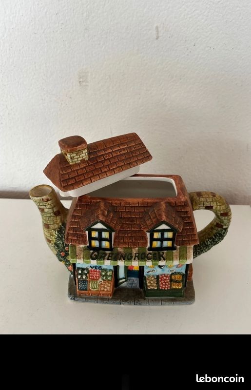 Ancienne théière maison annie rowe the village (image 2)