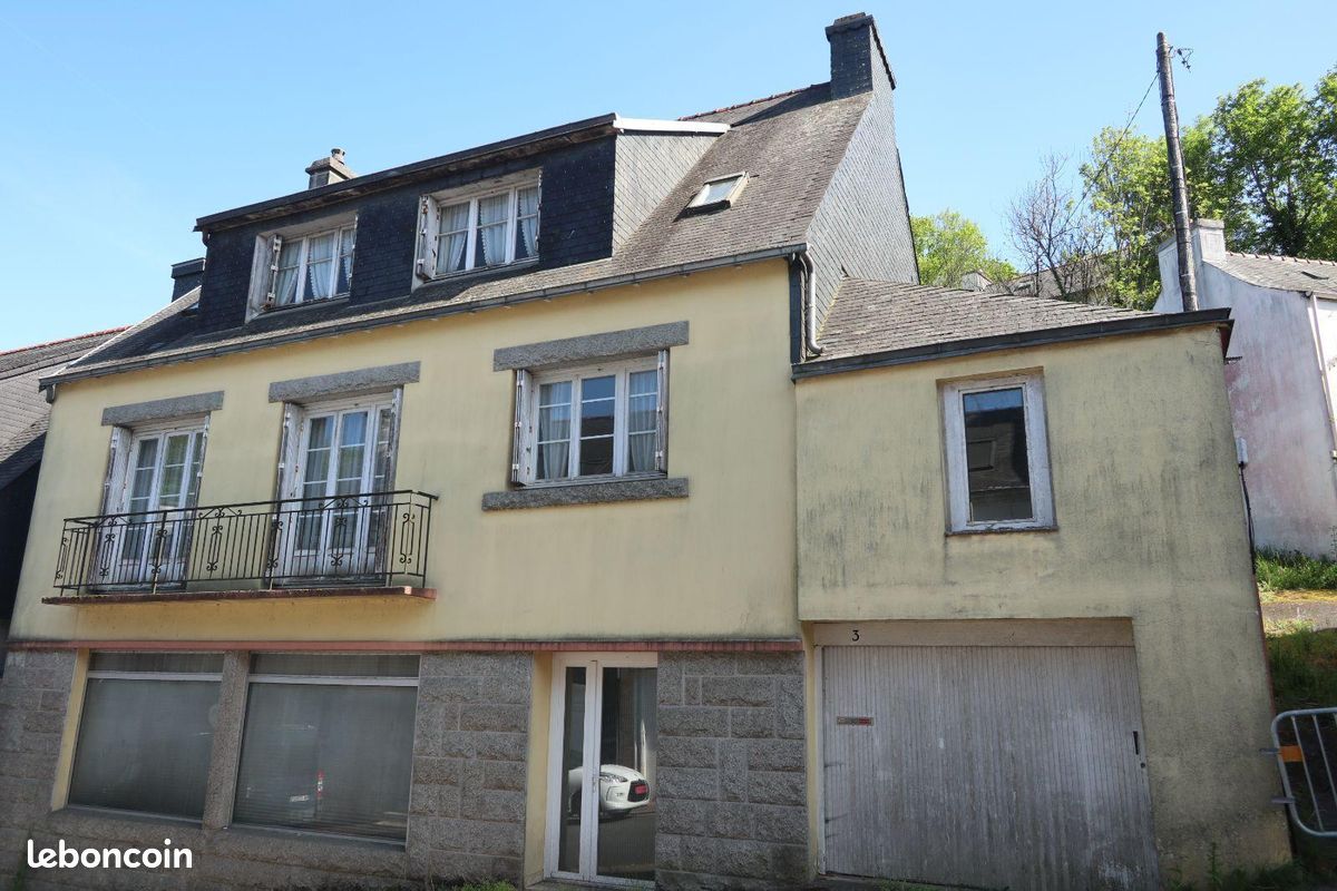 Maison 7 pièces 234 m² · à Pont-de-Buis-lès-Quimerch · 234 m² · 167 200 €