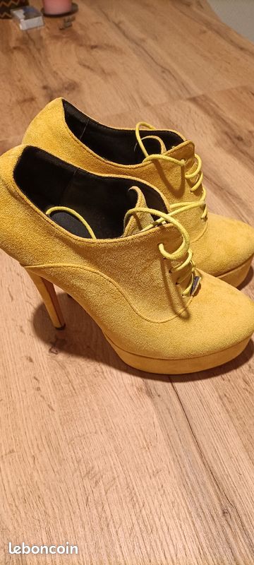 Bottes Suède Plateforme Talons haut (image 2)
