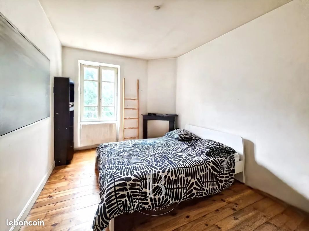 Maison 10 pièces 243 m² (image 9)