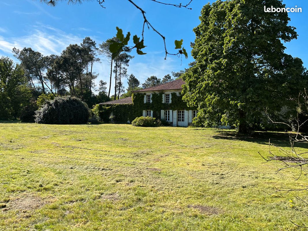 Maison 7 pièces 270 m² · à Saugnac-Et-Muret · 270 m² · 565 000 €