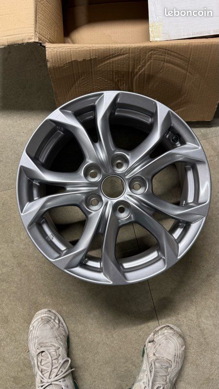 4 Jantes d’origine Mazda CX3 (image 3)