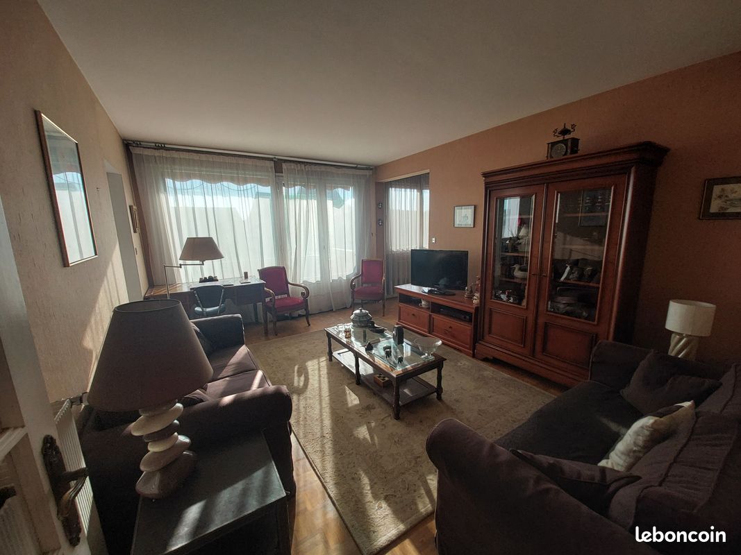Appartement 5 pièces 99 m² · à Auxerre · 99 m² · 165 000 €