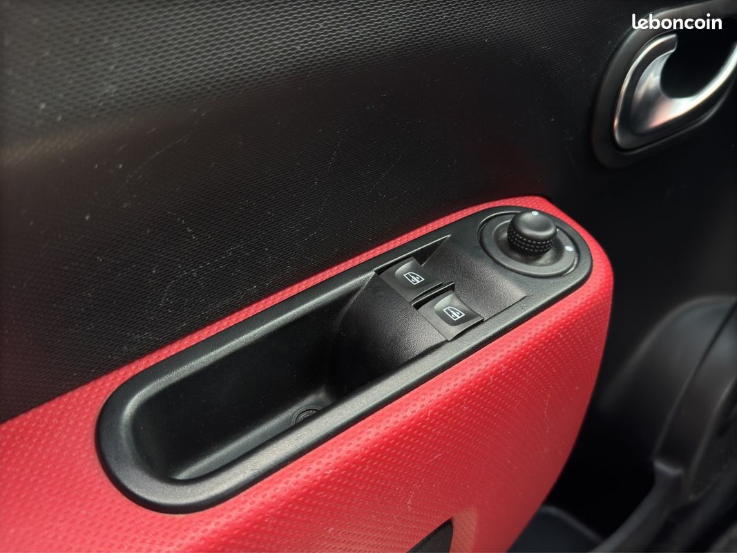 RENAULT TWINGO III 0.9 TCe 90 Energy SL Edition One (image 23)