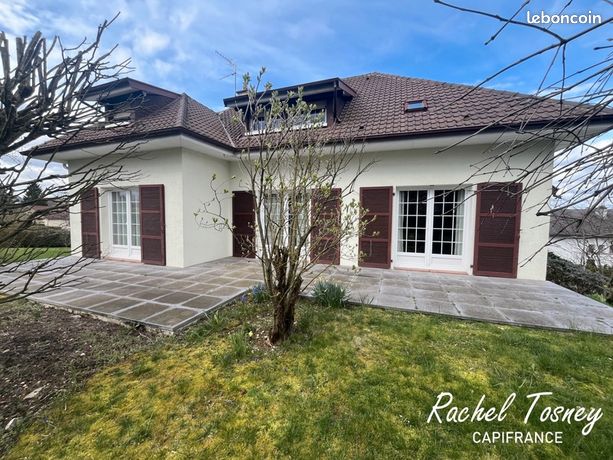 Maison 8 pièces 200 m²
