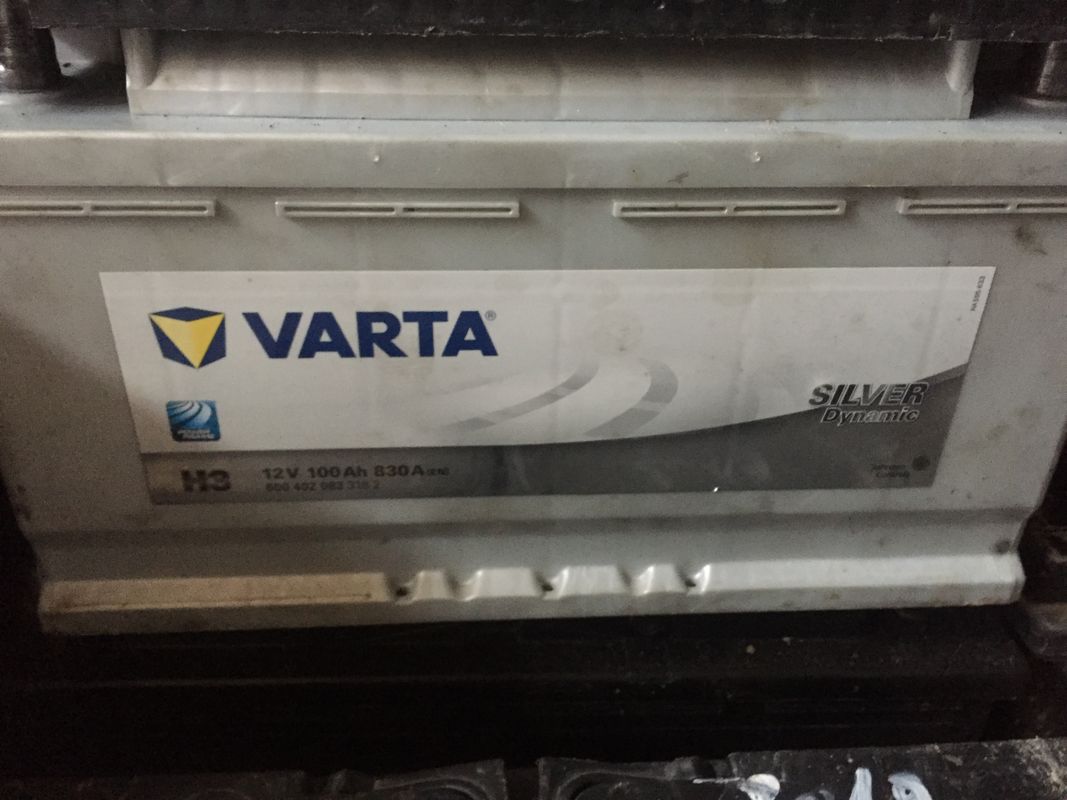 Batterie 100Ah 12V VARTA - Équipement auto