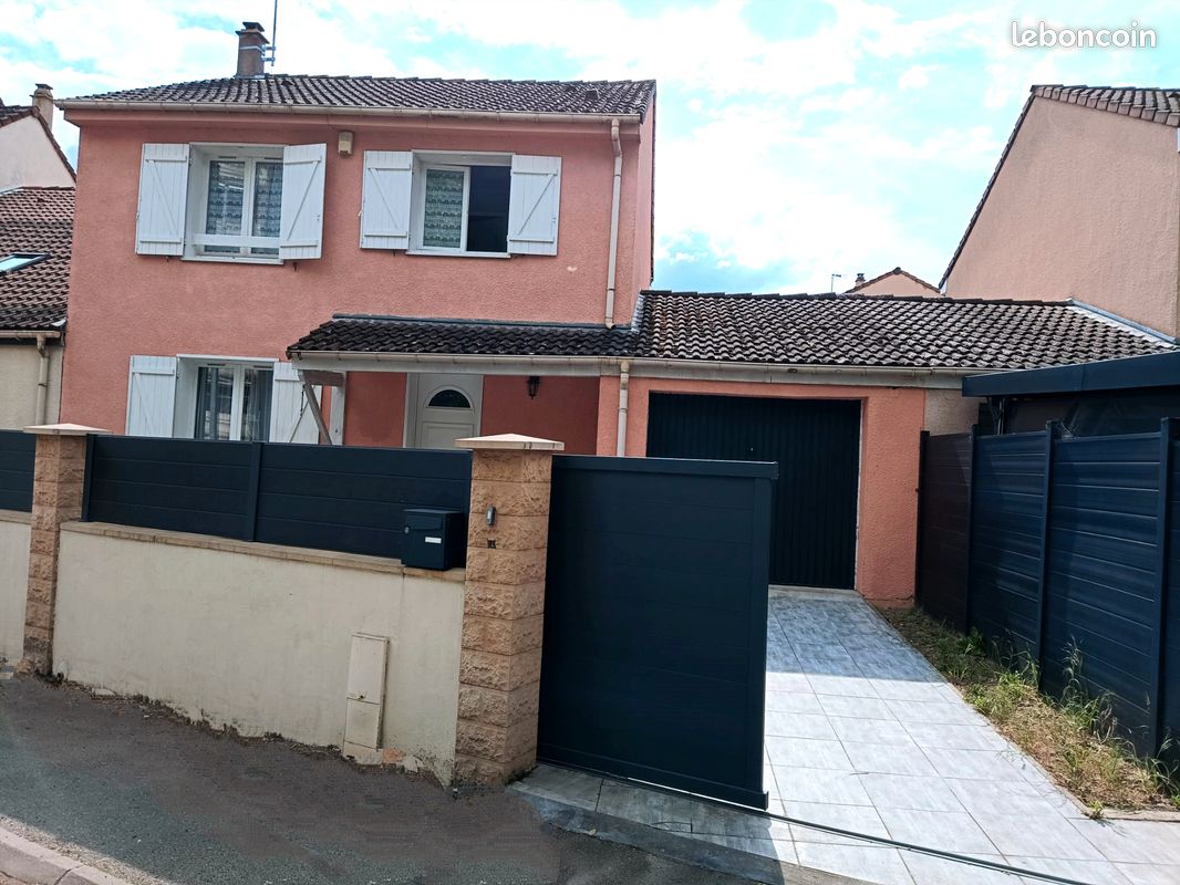 Maison 5 pièces 90 m² · à Les Mureaux · 90 m² · 267 000 €