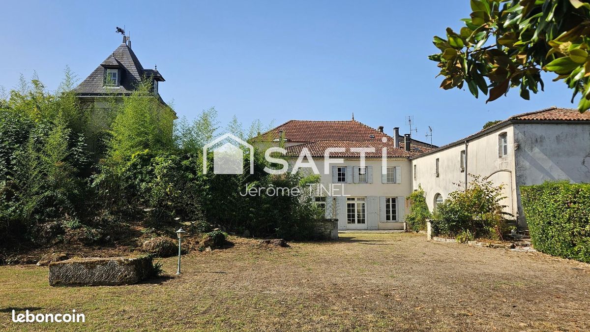 Maison 9 pièces 286 m² · à Cozes · 286 m² · 499 000 €