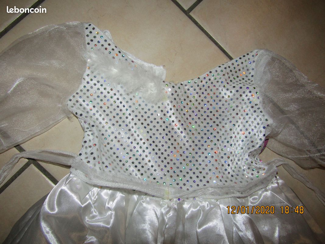 Deguisement robe de mariee 7-9ans (image 2)