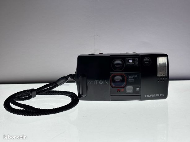 Olympus µ (mju) Zoom 130 – Appareil Photo Compact Argentique 35 Mm, Zoom 38-130, Noir