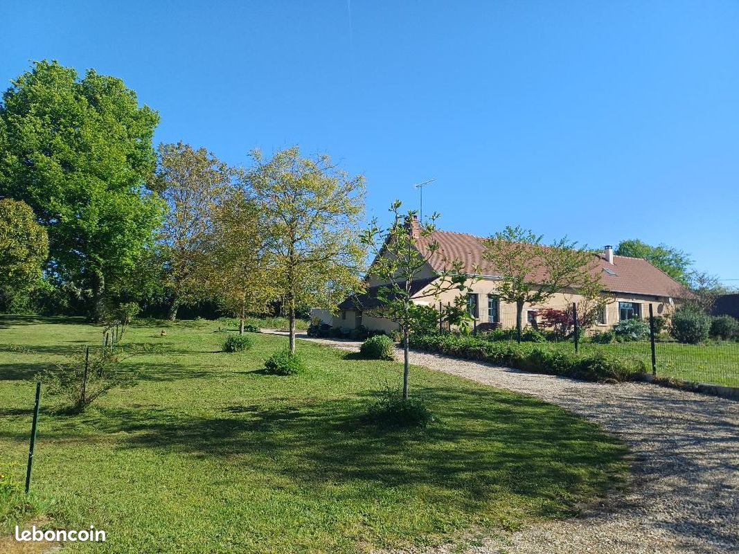 Maison 4 pièces 135 m² · à Saint-Plantaire · 135 m² · 242 400 €