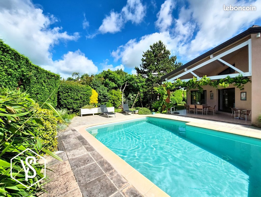 Maison 7 pièces 214 m² · à Labège · 214 m² · 575 900 €