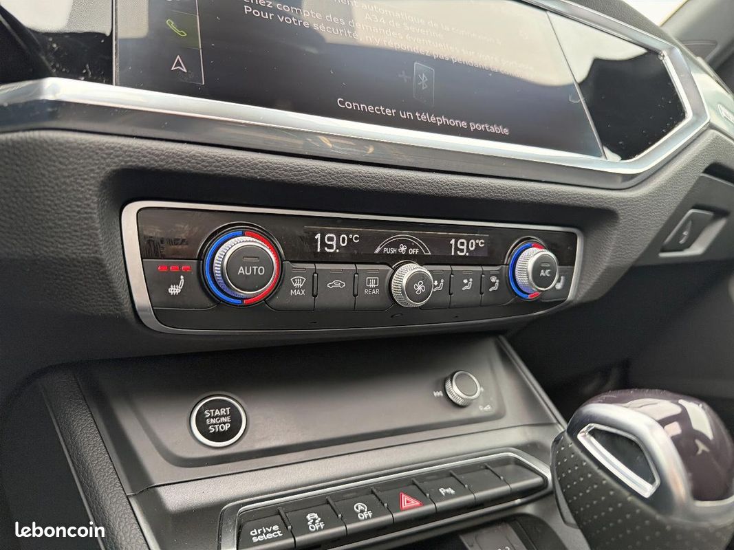 AUDI Q3 35 TDI 150 ch S tronic 7 S line (image 22)