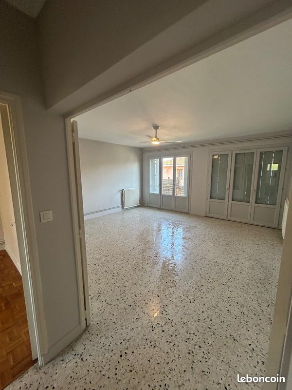 Appartement 5 pièces 97 m² · à Toulouse · 97 m² · 1 090 €