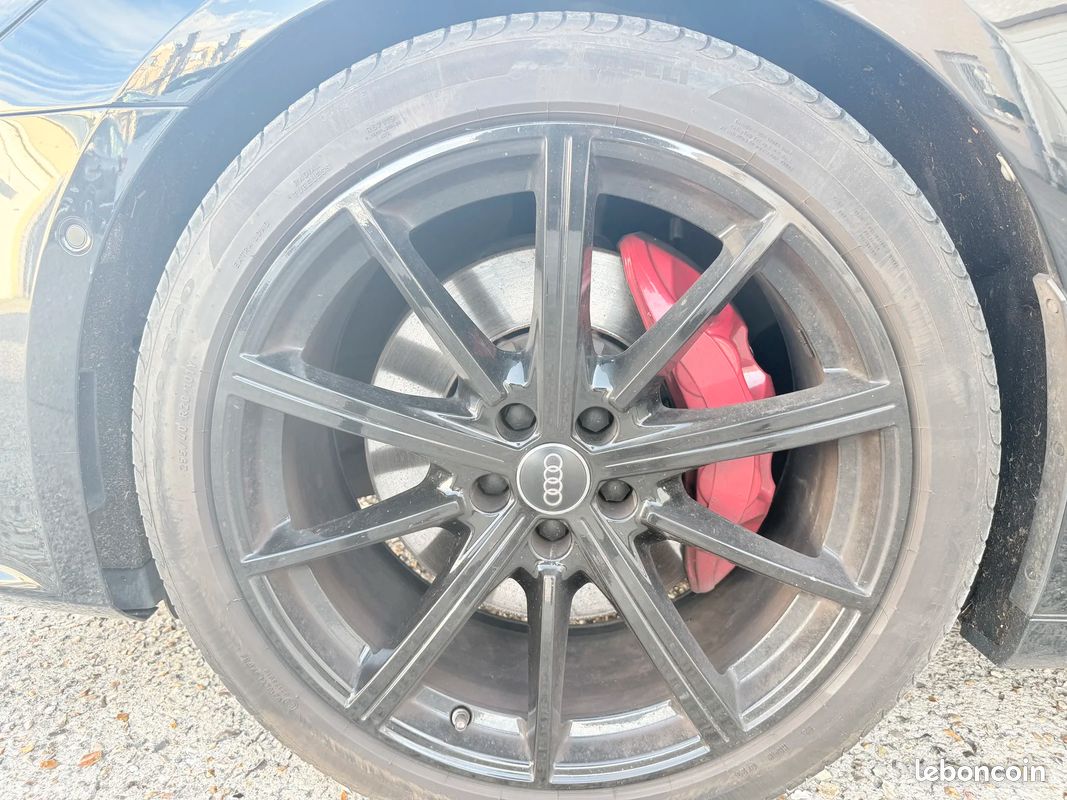 AUDI A7 Sportback 55 TFSIe 367ch Stronic BVA7 Quattro Competition / VOLANT CARBON LED & PACK CARBON / CIEL ETOILÉ (image 15)