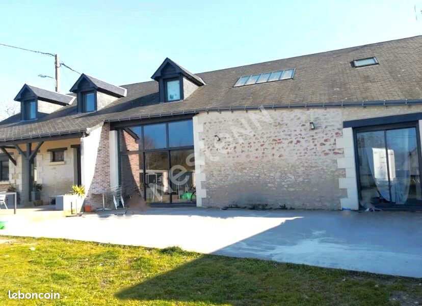 Maison 15 pièces 258 m² · à Loches · 258 m² · 355 350 €