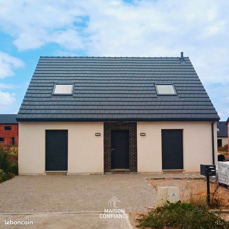 Maison 5 pièces 95 m² · à Boves · 95 m² · 242 900 €