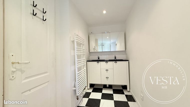Maison 5 pièces 110 m² — 12