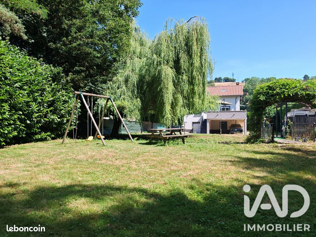 Maison 5 pièces 130 m² · à Lozanne · 130 m² · 410 000 €